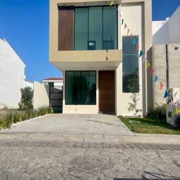 Casa En Venta,El Manantial,Adolfo López Mateos Sur 5560, Tlajomulco de Zúñiga, Jalisco 45645, 4 Habitaciones,2 Baños,Adolfo López Mateos Sur,2,phYnS9G