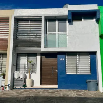 Casa En Venta,Real de Valdepeñas II,Av de las flores 1364, Zapopan, Jalisco 45130, 3 Habitaciones,3 Baños,Av de las flores,2,pwJu9qZ