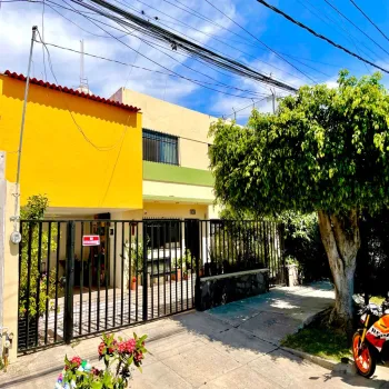 Casa En Venta,Italia Providencia,Amado Nervo 776, Guadalajara, Jalisco 44656, 5 Habitaciones,3 Baños,Amado Nervo,2,pBBNG76