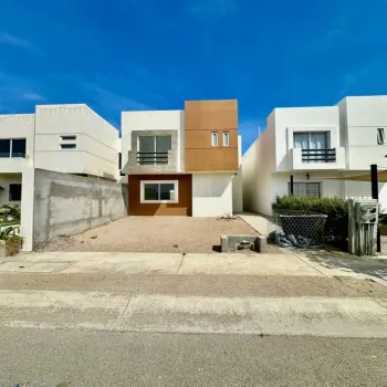 Casa En Venta,Peninsula sur ,Carretera al Sur S/N El Mezquitito (307.49 km) S/N, La Paz, Baja California Sur, 3 Habitaciones,2 Baños,Carretera al Sur S/N El Mezquitito (307.49 km),2,pqJ478E