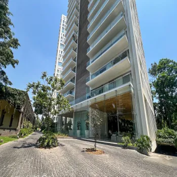 Departamento En Venta,Arcos Vallarta,DIAGONAL SAN JORGE 93, Guadalajara, Jalisco 44130, 5 Habitaciones,3 Baños,DIAGONAL SAN JORGE ,1,pGq1zNA