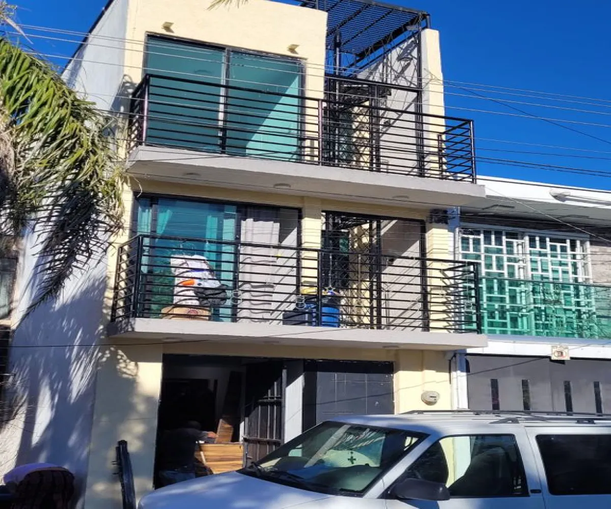 Casa En Venta,Jardines Del Valle,Acueducto 2746, Zapopan, Jalisco 45138, 5 Habitaciones,3 Baños,Acueducto,3,psulyJB