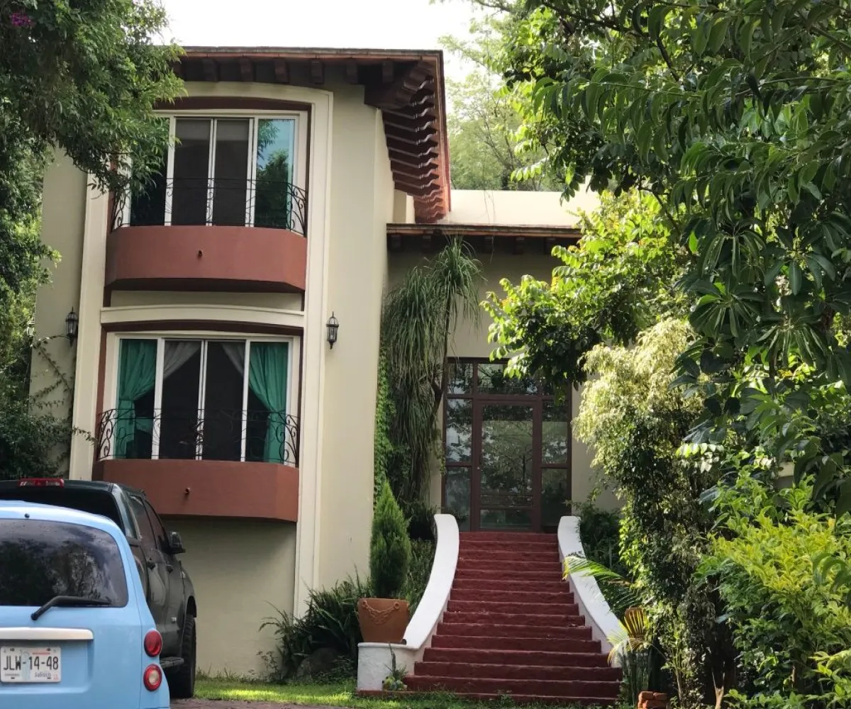 Casa En Venta,Bosques de San Isidro (Las Cañadas),Bosque de los colomos 21, Zapopan, Jalisco 45133, 2 Habitaciones,3 Baños,Bosque de los colomos ,2,pxeIsOt