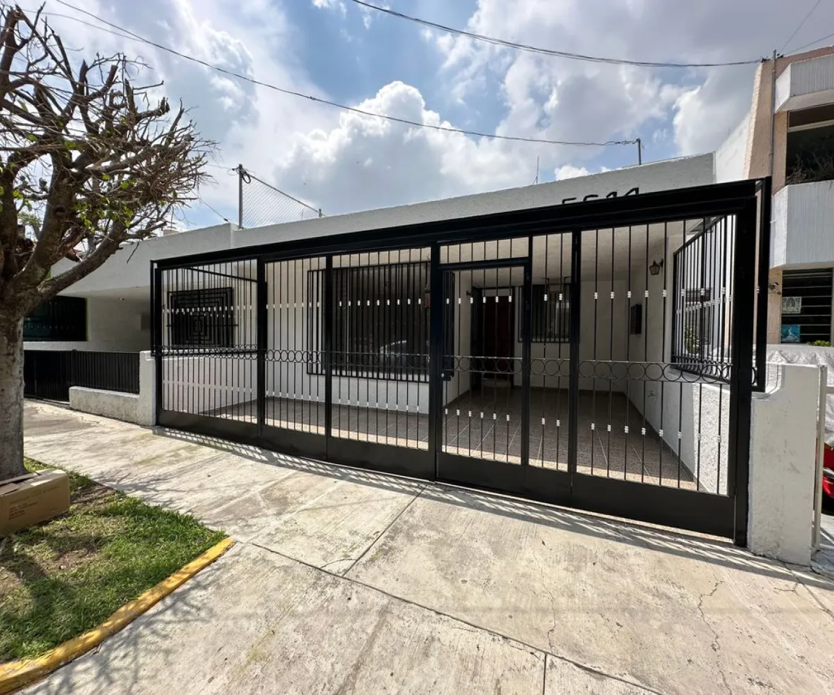 Casa En Venta,Arboledas 1a Secc,Lira 5614, Zapopan, Jalisco 45070, 5 Habitaciones,2 Baños,Lira,2,pCQBg4p