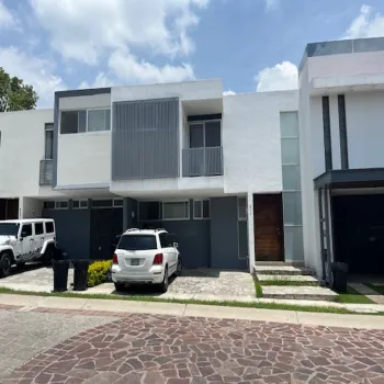 Casa En Renta,La Rioja,Rodezno 812, Tlajomulco de Zúñiga, Jalisco 45645, 3 Habitaciones,3 Baños,Rodezno,2,pUGAoET