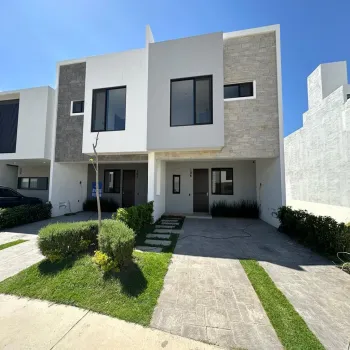 Casa En Venta,San Agustín,AVENIDA VUELO DE LAS GRULLAS 200, Tlajomulco de Zúñiga, Jalisco 45645, 4 Habitaciones,4 Baños,AVENIDA VUELO DE LAS GRULLAS ,3,pHr2FlP