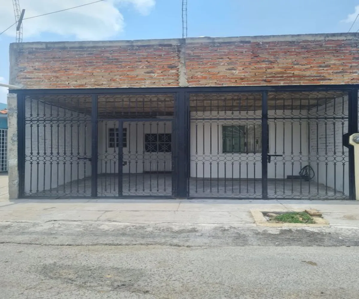 Casa En Venta,Union Del Cuatro,Avenida Santa Ana 110, Tlajomulco de Zúñiga, Jalisco 45654, 2 Habitaciones,2 Baños,Avenida Santa Ana,1,p0Kn1UZ