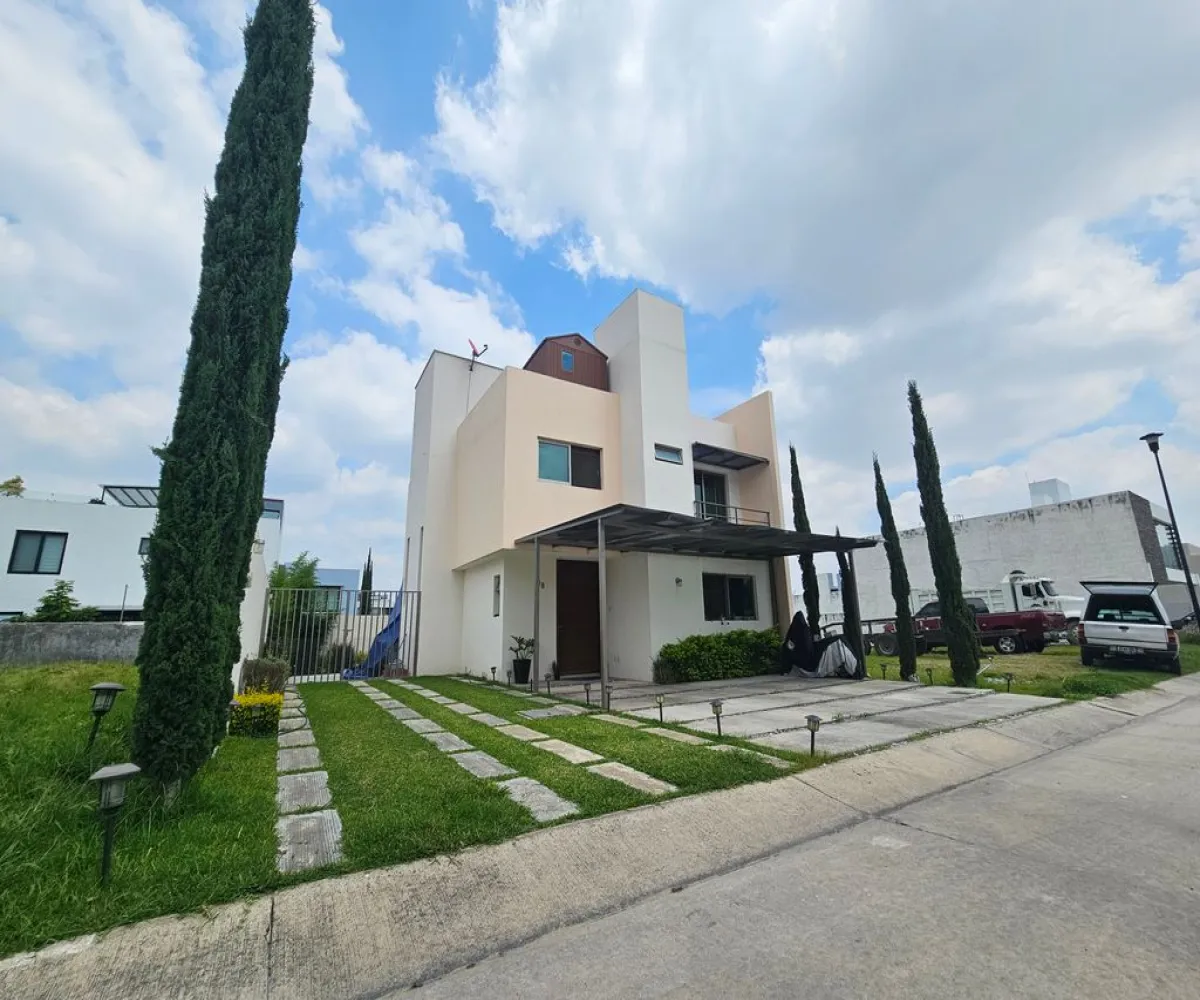 Casa En Venta,Los Robles,Paseo de los Robles Norte 207 98, Zapopan, Jalisco 45067, 3 Habitaciones,4 Baños,Paseo de los Robles Norte,3,pkBnwfX