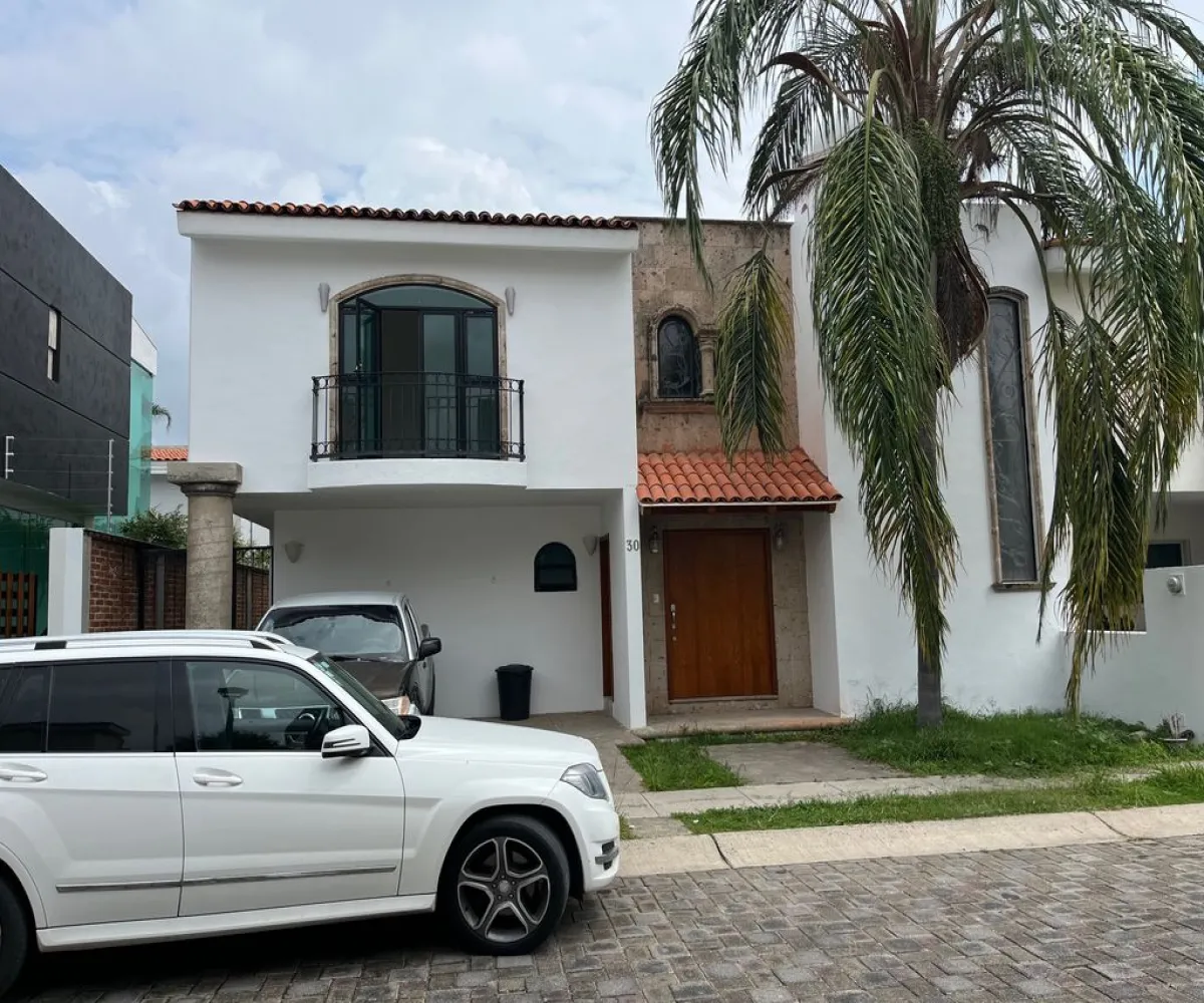 Casa En Renta,Fracc Jardin Real,Boulevard Jardín Real Oriente S/N 30, Zapopan, Jalisco 45136, 3 Habitaciones,4 Baños,Boulevard Jardín Real Oriente,2,pvuto6u