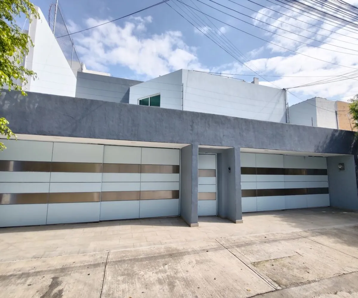 Casa En Venta,Ciudad De Los Niños,J. J. Martínez Aguirre 3346, Zapopan, Jalisco 45040, 6 Habitaciones,6 Baños,J. J. Martínez Aguirre,3,pBO6bZy