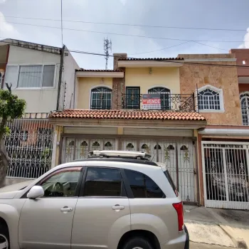 Casa En Venta,Beatriz Hernandez,Miguel Rivero 3346, Guadalajara, Jalisco 44760, 3 Habitaciones,3 Baños,Miguel Rivero,2,pC5PhPR