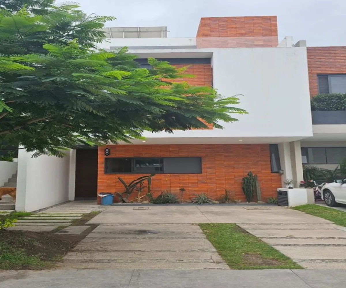 Casa En Venta,San Agustin,Avenida Vuelo de las Grullas 3, Tlajomulco de Zúñiga, Jalisco 45645, 3 Habitaciones,3 Baños,Avenida Vuelo de las Grullas,1,pXWkuoq