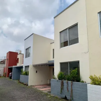 Casa En Venta,Jardines del Bosque Centro,Inglaterra 2679, Guadalajara, Jalisco 44520, 3 Habitaciones,2 Baños,Inglaterra,691860