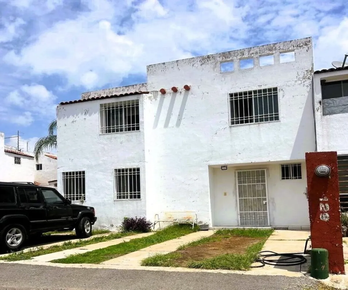 Casa En Venta,Altus Bosques,Circuito De Caoba 129, Tlajomulco de Zúñiga, Jalisco 45610, 3 Habitaciones,2 Baños,Circuito De Caoba,1,puTn6Tg