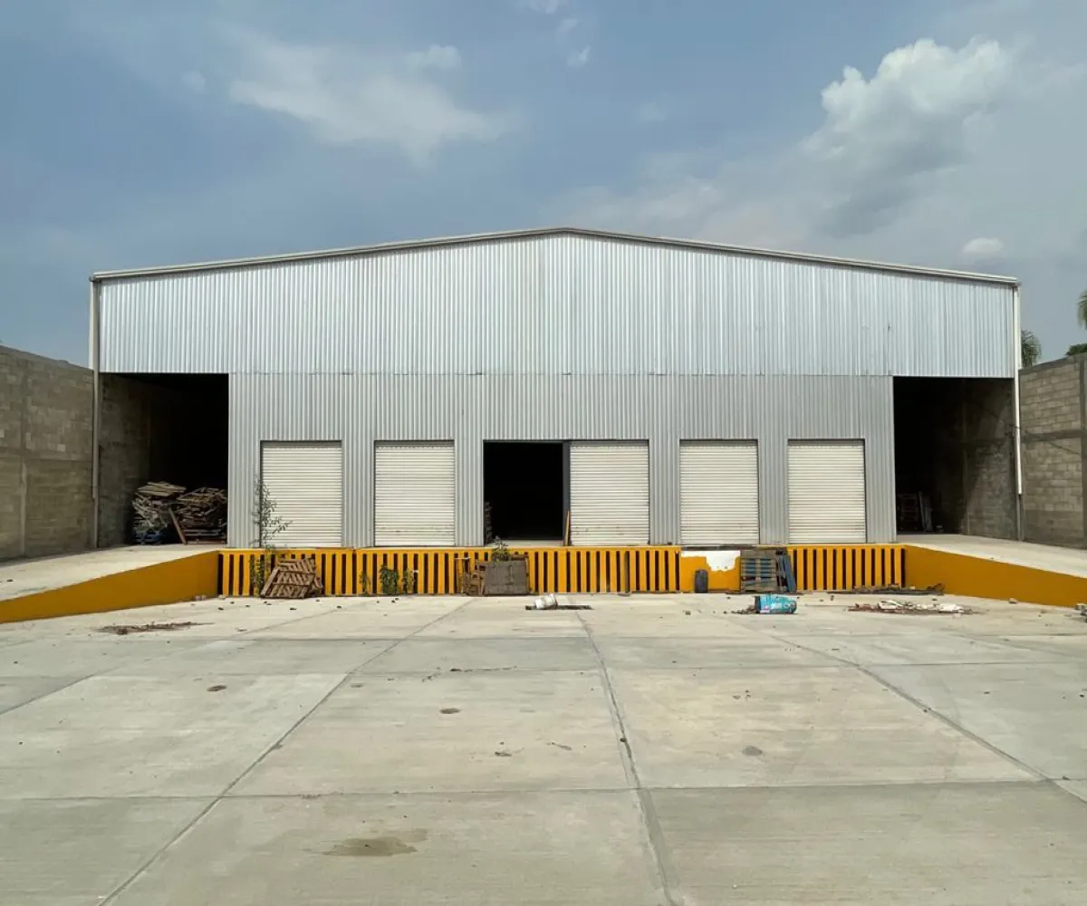 Bodega En Renta,Santa Cruz De Las Flores,Santa Cruz de las Flores, Tlajomulco de Zúñiga S/N, Tlajomulco de Zúñiga, Jalisco 45640,Santa Cruz de las Flores, Tlajomulco de Zúñiga,1,pZ8oxTR