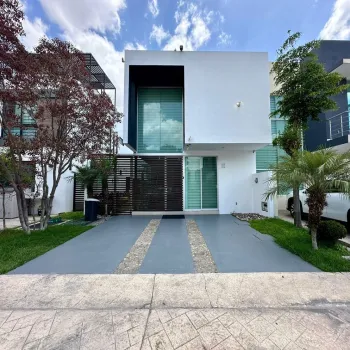 Casa En Venta,San Agustin,Avenida Adolfo López Mateos Sur 555, Tlajomulco de Zúñiga, Jalisco 45645, 4 Habitaciones,5 Baños,Avenida Adolfo López Mateos Sur,1,pSYndbM