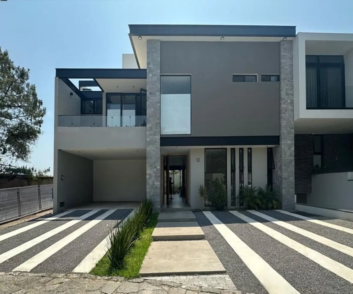 Casa En Venta,Zapopan,Avenida General Ramón Corona 1500, Zapopan, Jalisco 45134, 4 Habitaciones,4 Baños,Avenida General Ramón Corona,1,p6K6E4w