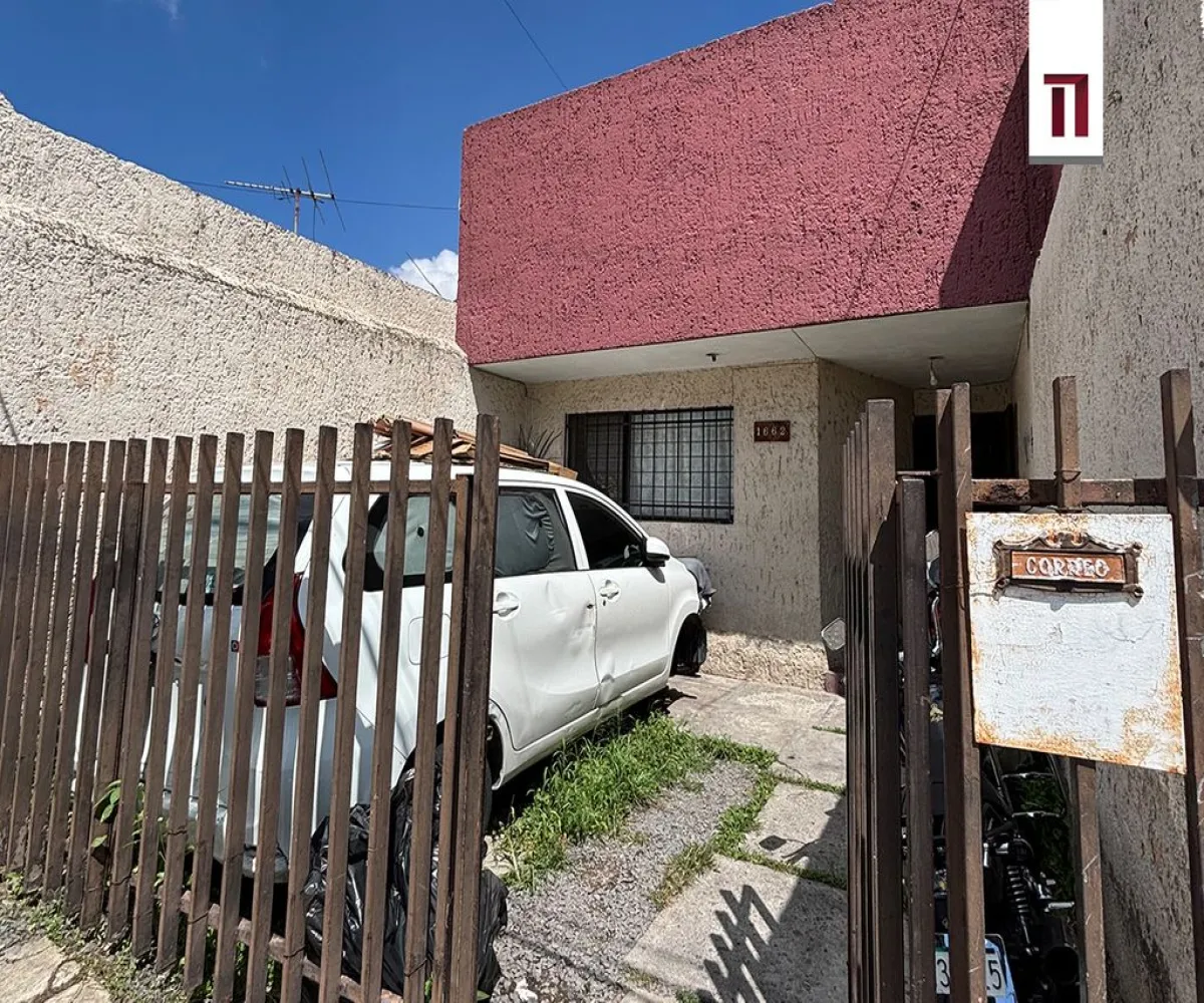 Casa En Venta,Jardines Del Country,Castillo de Granaditas 1662, Guadalajara, Jalisco 44210, 2 Habitaciones,2 Baños,Castillo de Granaditas,1,pNoYRhs