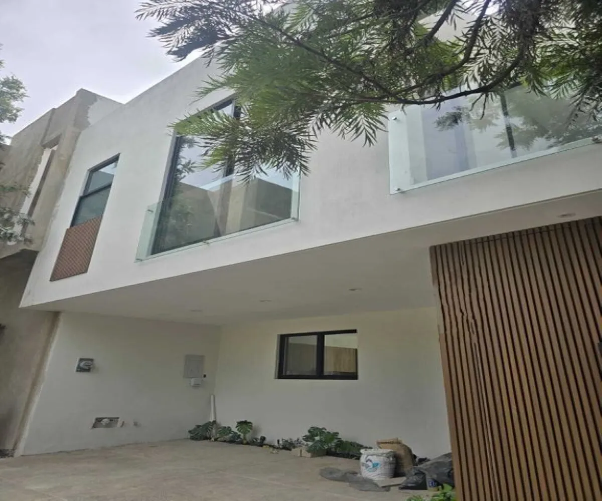 Casa En Venta,Zapopan,Paseo Solares S/N, Zapopan, Jalisco 45019, 3 Habitaciones,2 Baños,Paseo Solares,2,pqvwv1m