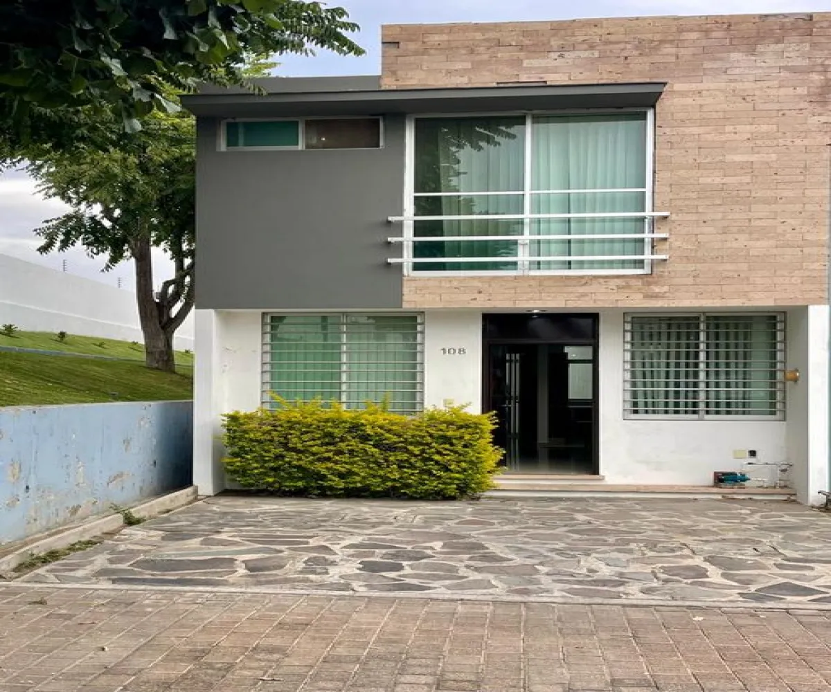 Casa En Venta,Real de Valdepeñas,Av de Las Flores 1364 108, Zapopan, Jalisco 45130, 3 Habitaciones,3 Baños,Av de Las Flores,2,pSbLizG