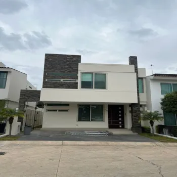 Casa En Renta,Granja Alaada,Avenida Adolfo López Mateos Sur 5555, Tlajomulco de Zúñiga, Jalisco 45645, 3 Habitaciones,3 Baños,Avenida Adolfo López Mateos Sur,1,pLnJE51