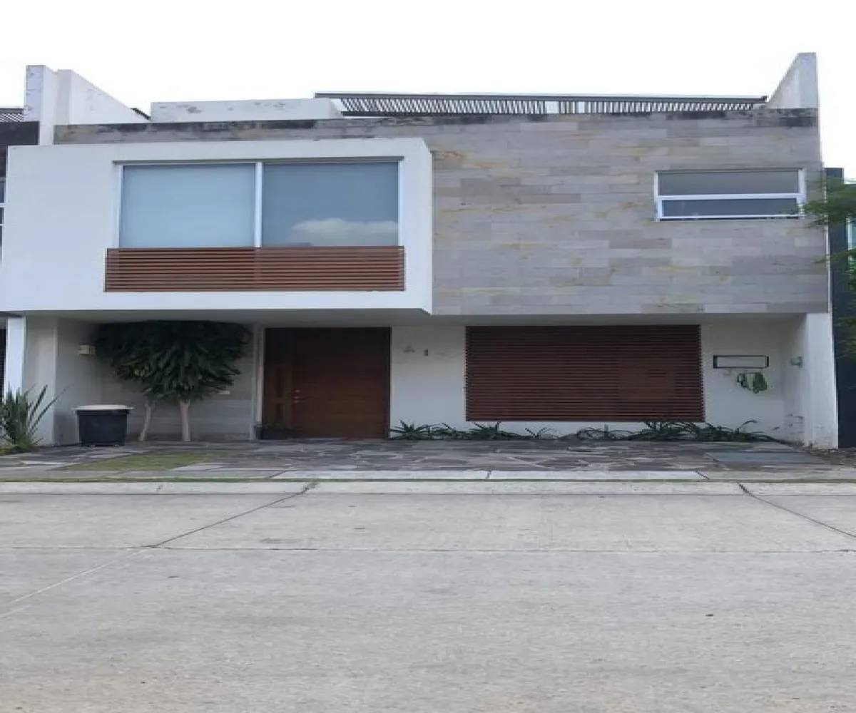 Casa En Venta,Zapopan,Boulevard Asturias 300, Zapopan, Jalisco 45134, 3 Habitaciones,3 Baños,Boulevard Asturias,1,px8Dpew