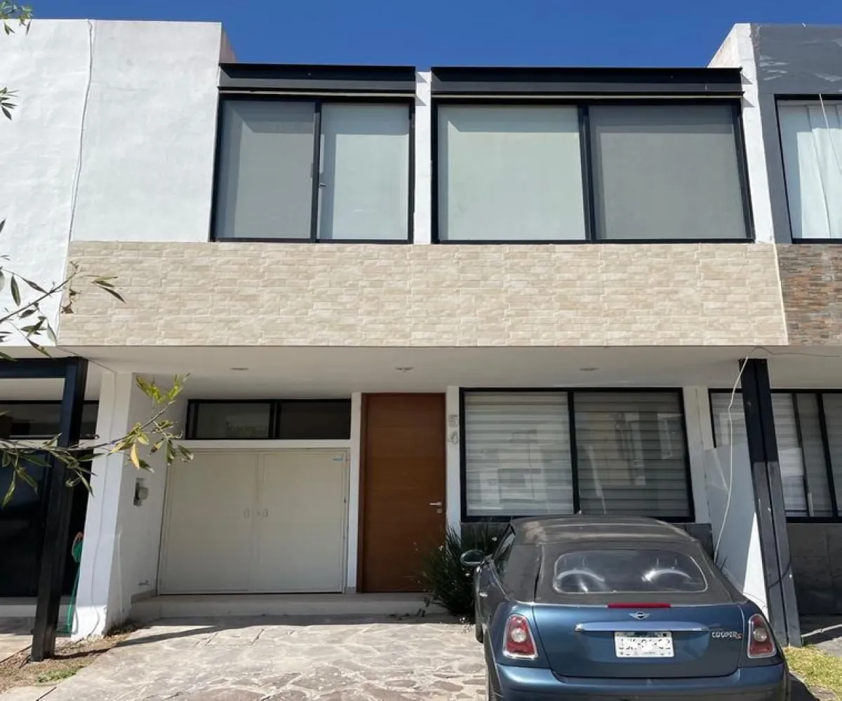 Casa En Venta,Torrenta 54,Boulevard Paseo del Origen 600, Tlajomulco de Zúñiga, Jalisco 45640, 3 Habitaciones,2 Baños,Boulevard Paseo del Origen,2,p91xLXS