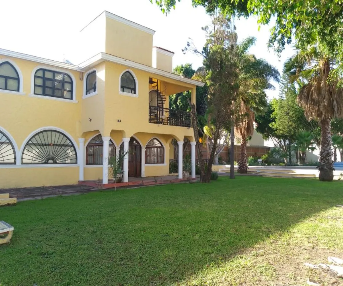 Casa En Renta,Cortijo de San Agustin,Los Toronjos 440, Tlajomulco de Zúñiga, Jalisco 45645, 4 Habitaciones,4 Baños,Los Toronjos,3,pRCAubd