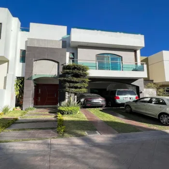 Casa En Venta,Vallarta Universidad,Avenida Juan Palomar y Arias 861 74, Zapopan, Jalisco 45110, 5 Habitaciones,4 Baños,Avenida Juan Palomar y Arias,3,pBm2bBS