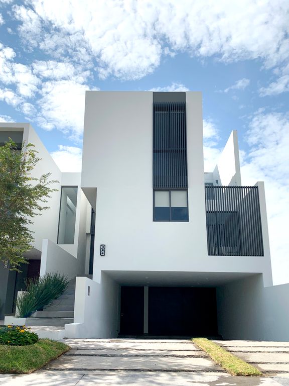 San Agustin Av Vuelo de las Grullas 3 Habitaciones