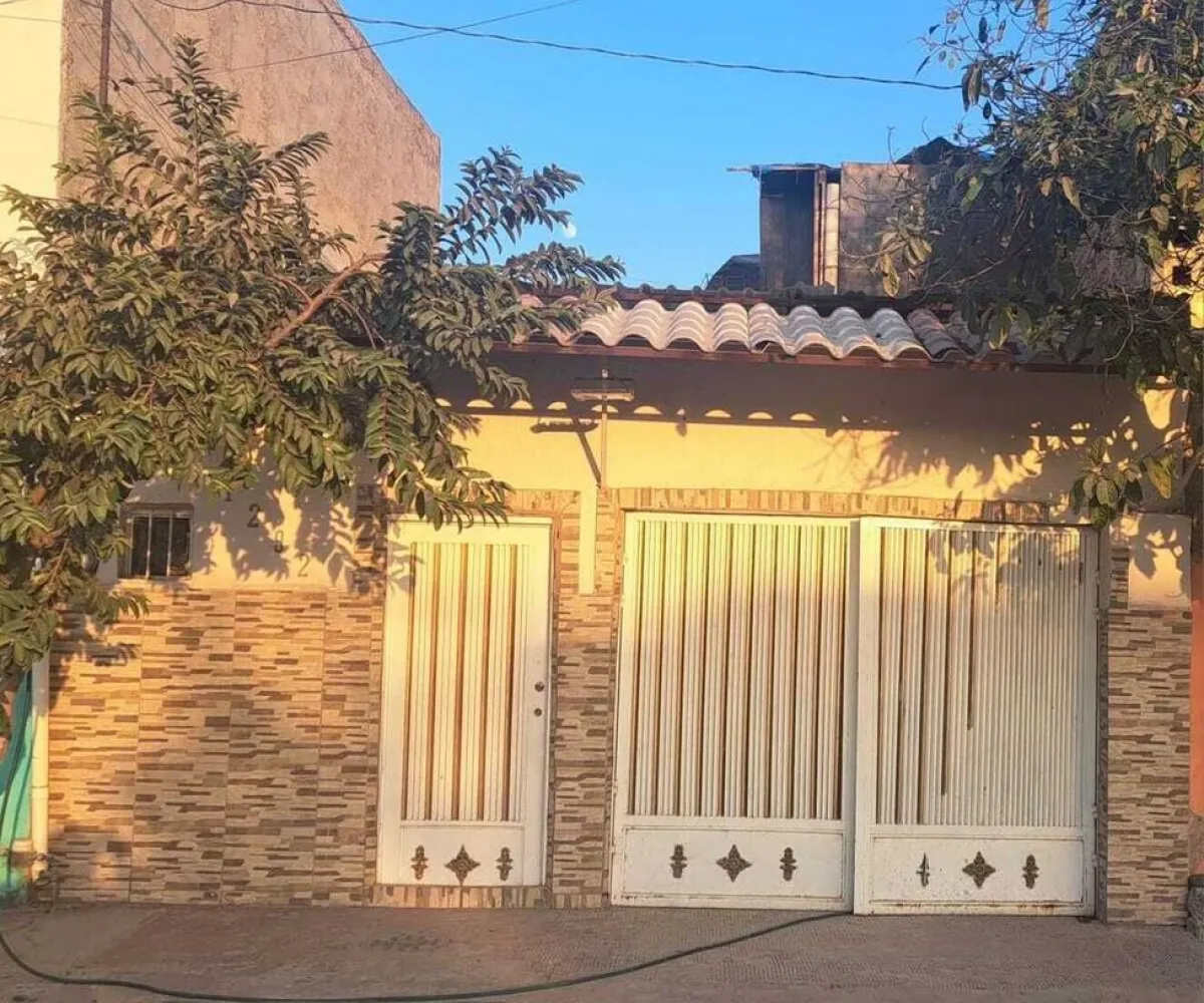 Casa En Venta,Francisco Silva Romero,Patria 1292, San Pedro Tlaquepaque, Jalisco 45638, 3 Habitaciones,1 Baño,Patria,1,p04fWZI