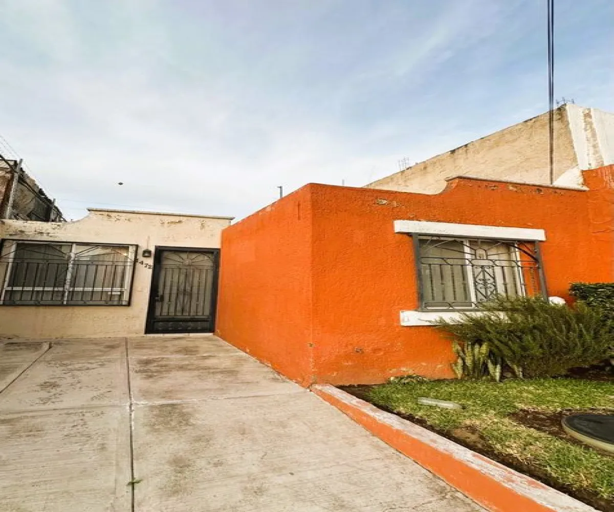 Casa En Venta,La Periquera,Calle Cóndor 1472, Zapopan, Jalisco 45134, 3 Habitaciones,1 Baño,Calle Cóndor,1,p0n6aVF