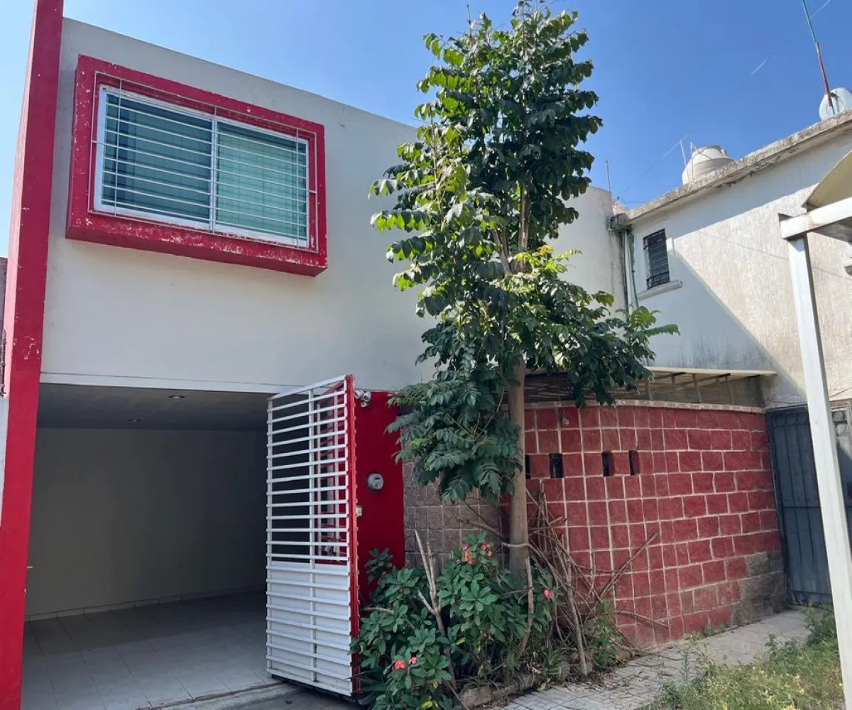 Casa En Venta,Los Olivos II,Bosques de Tapalpa 89, San Pedro Tlaquepaque, Jalisco 45601, 4 Habitaciones,2 Baños,Bosques de Tapalpa,2,p0NvTCv