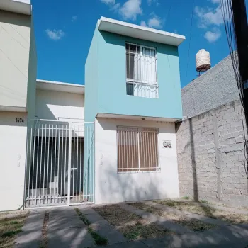 Casa En Venta,Parques del Palmar,San Felipe 1674 2, San Pedro Tlaquepaque, Jalisco 45655, 2 Habitaciones,1 Baño,San Felipe,1,pg8kFgQ