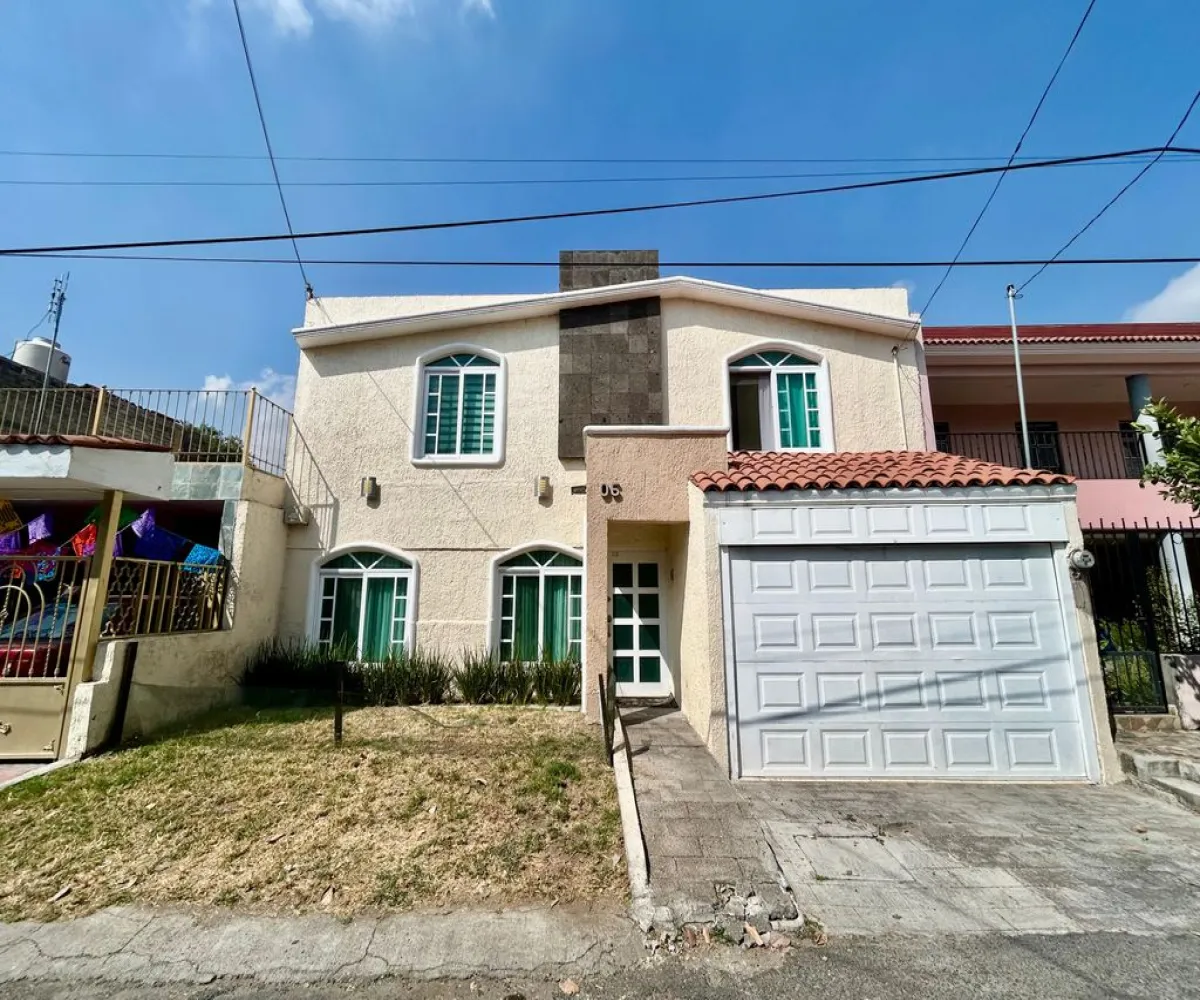 Casa En Venta,Francisco Sarabia Poniente,Sergio Gómez Cota 7, Zapopan, Jalisco 45236, 4 Habitaciones,3 Baños,Sergio Gómez Cota,2,pjxkgAe