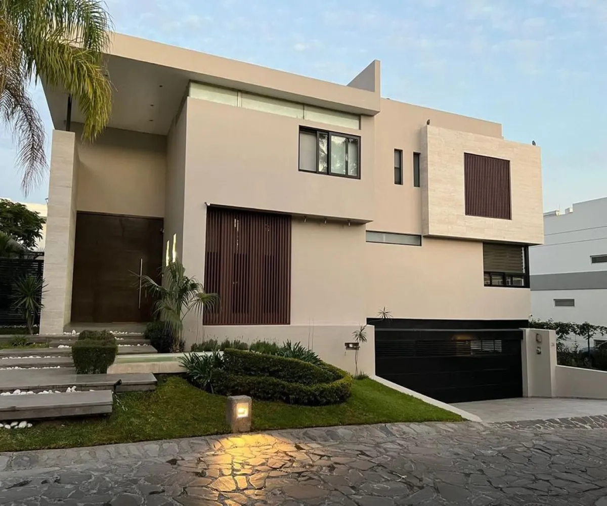 Casa En Venta,Vallarta Universidad,Avenida Juan Palomar y Arias 1180, Zapopan, Jalisco 45110, 4 Habitaciones,8 Baños,Avenida Juan Palomar y Arias,1,pKj2FTH