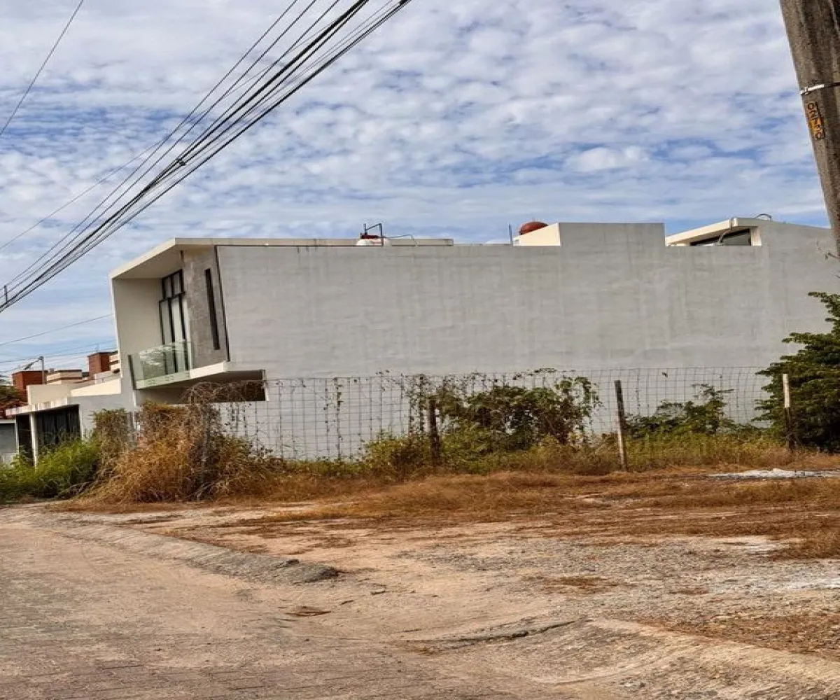 Terreno En Venta,Las Aralias,Av del Tordo S/N 34, Puerto Vallarta, Jalisco 48328,Av del Tordo,pC7K6xJ