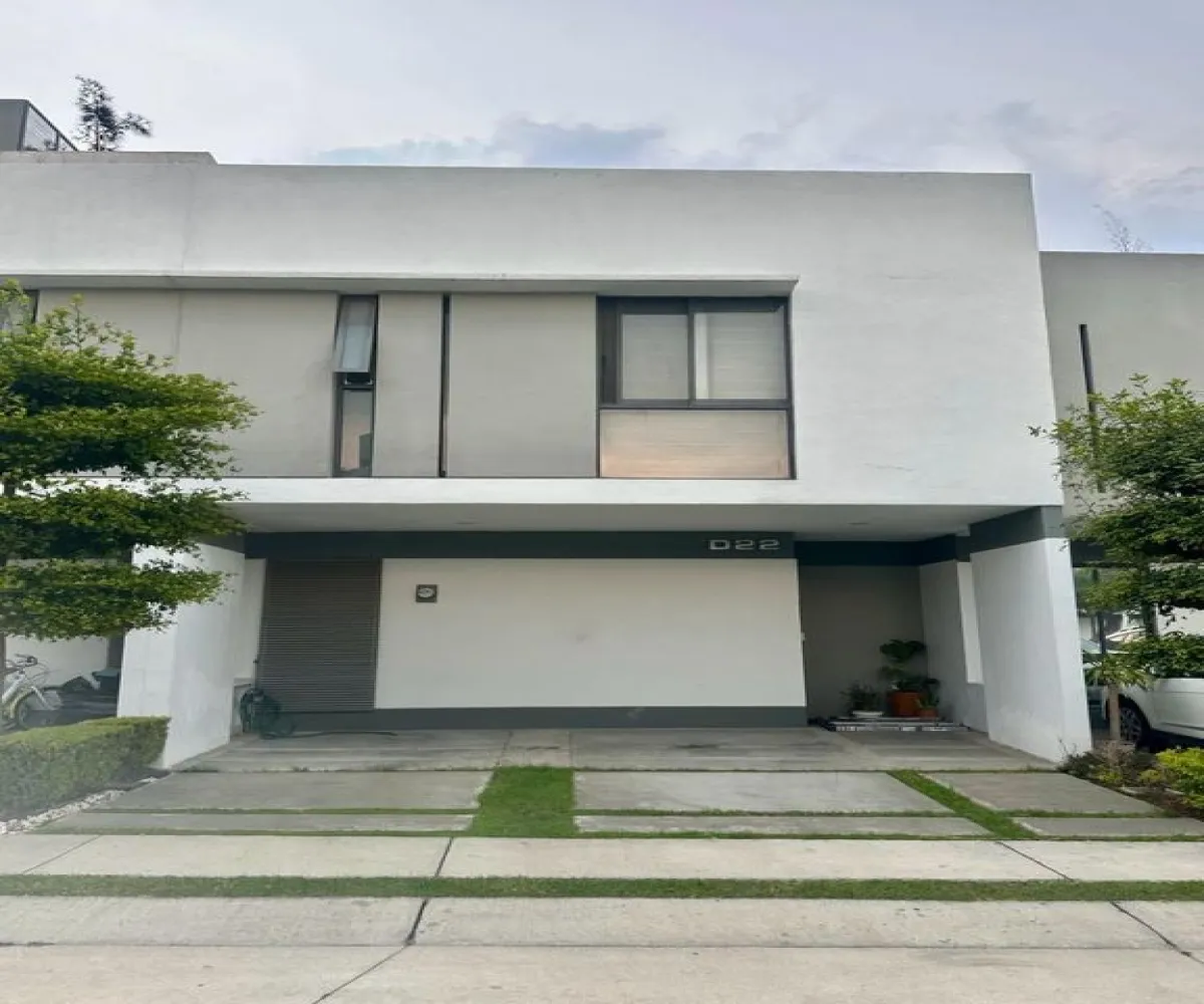 Casa En Venta,Avenida Vuelo de las Grullas 100, Tlajomulco de Zúñiga, Jalisco 45645, 3 Habitaciones,2 Baños,Avenida Vuelo de las Grullas,1,p49eQyA