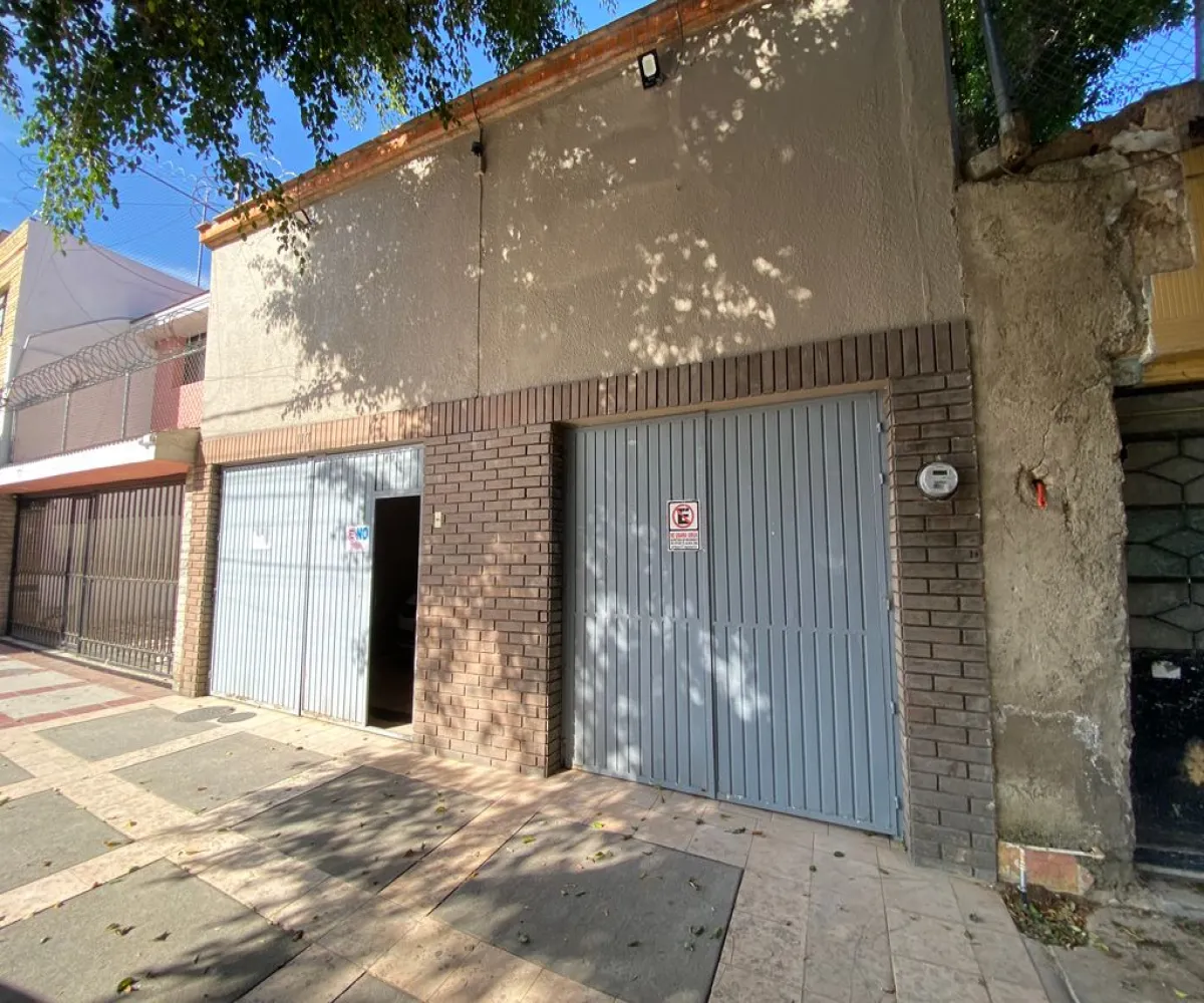 Casa En Venta,Oblatos,Manuel Cuesta Gallardo 117, Guadalajara, Jalisco 44370,1 Baño,Manuel Cuesta Gallardo,1,p0mH2dK