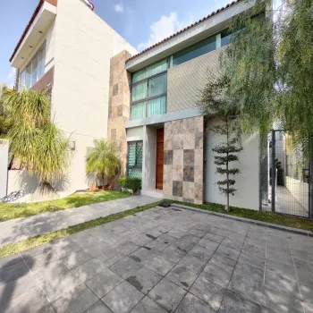 Casa En Renta,Bosques de Santa Anita,Circuito Lomas Altas S/N 7d, Tlajomulco de Zúñiga, Jalisco 45640, 4 Habitaciones,4 Baños,Circuito Lomas Altas,2,p7LsDwk