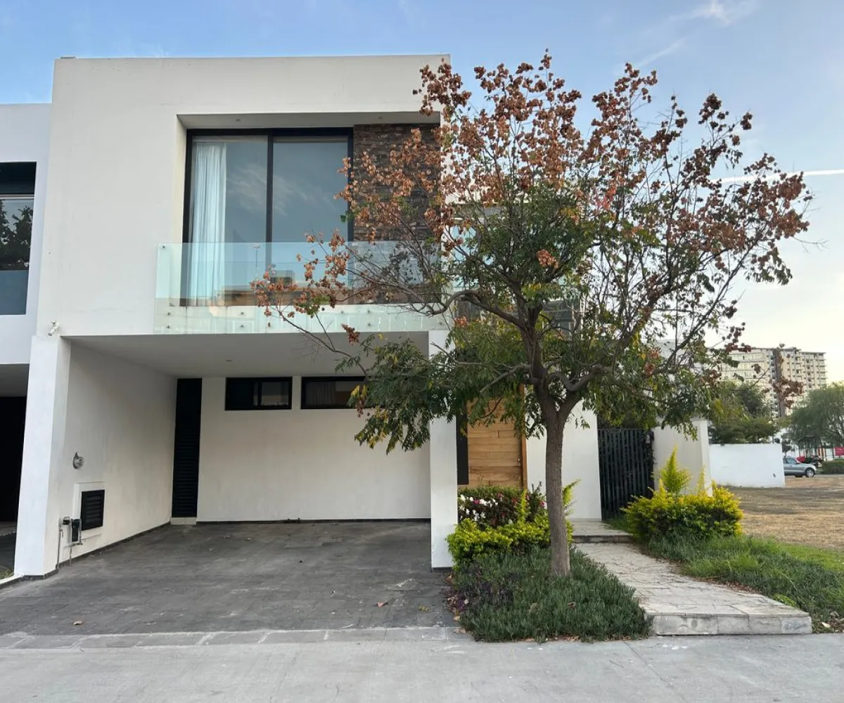 Casa En Venta,Valle Real,Avenida Paseo La Toscana 72, Zapopan, Jalisco 45019, 3 Habitaciones,4 Baños,Avenida Paseo La Toscana,2,pq1weZ2