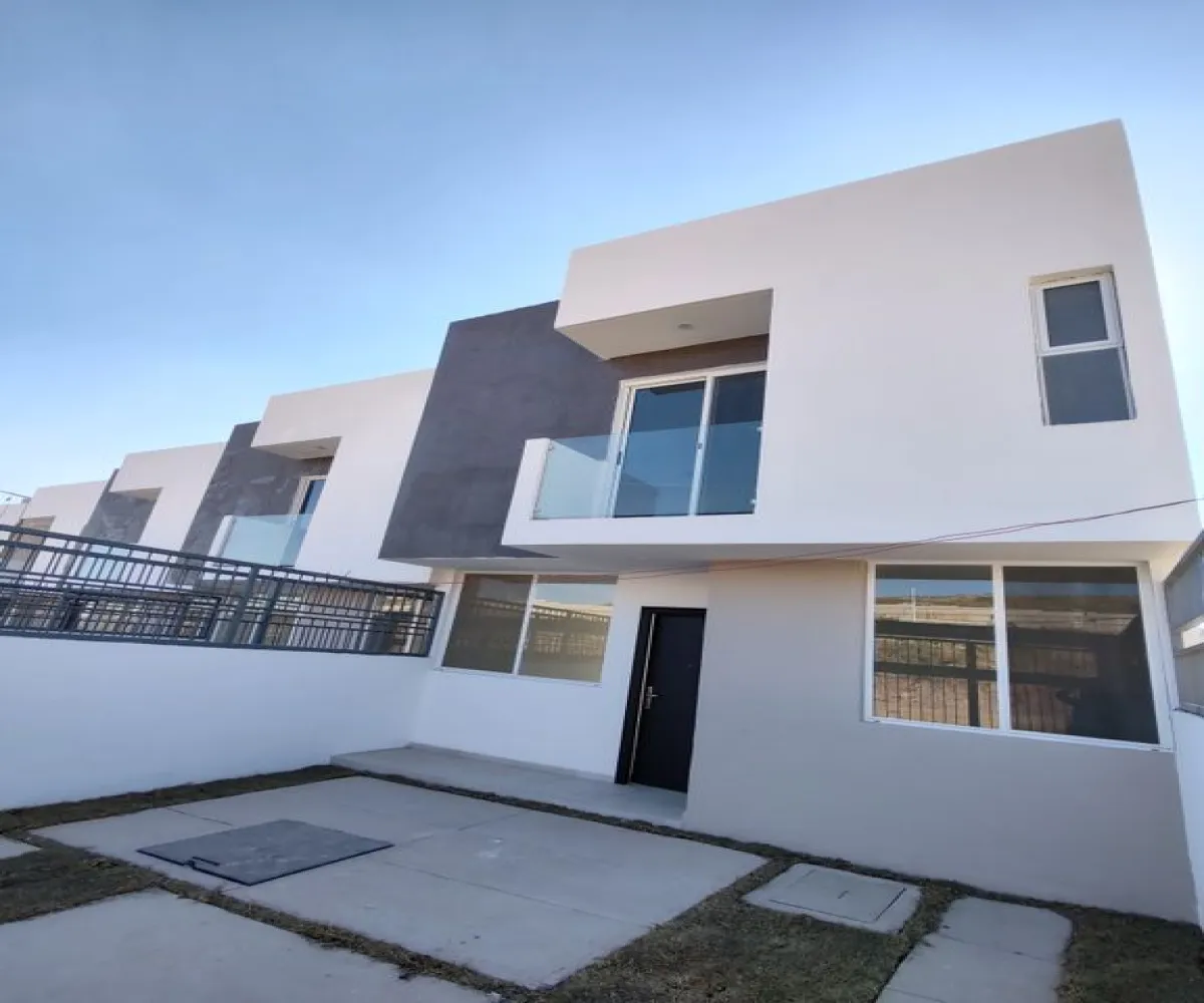 Casa En Venta,Tlaquepaque,Prolongación Manuel López Cotilla 1201 163, San Pedro Tlaquepaque, Jalisco 45610, 4 Habitaciones,3 Baños,Prolongación Manuel López Cotilla,3,pPFyUXv