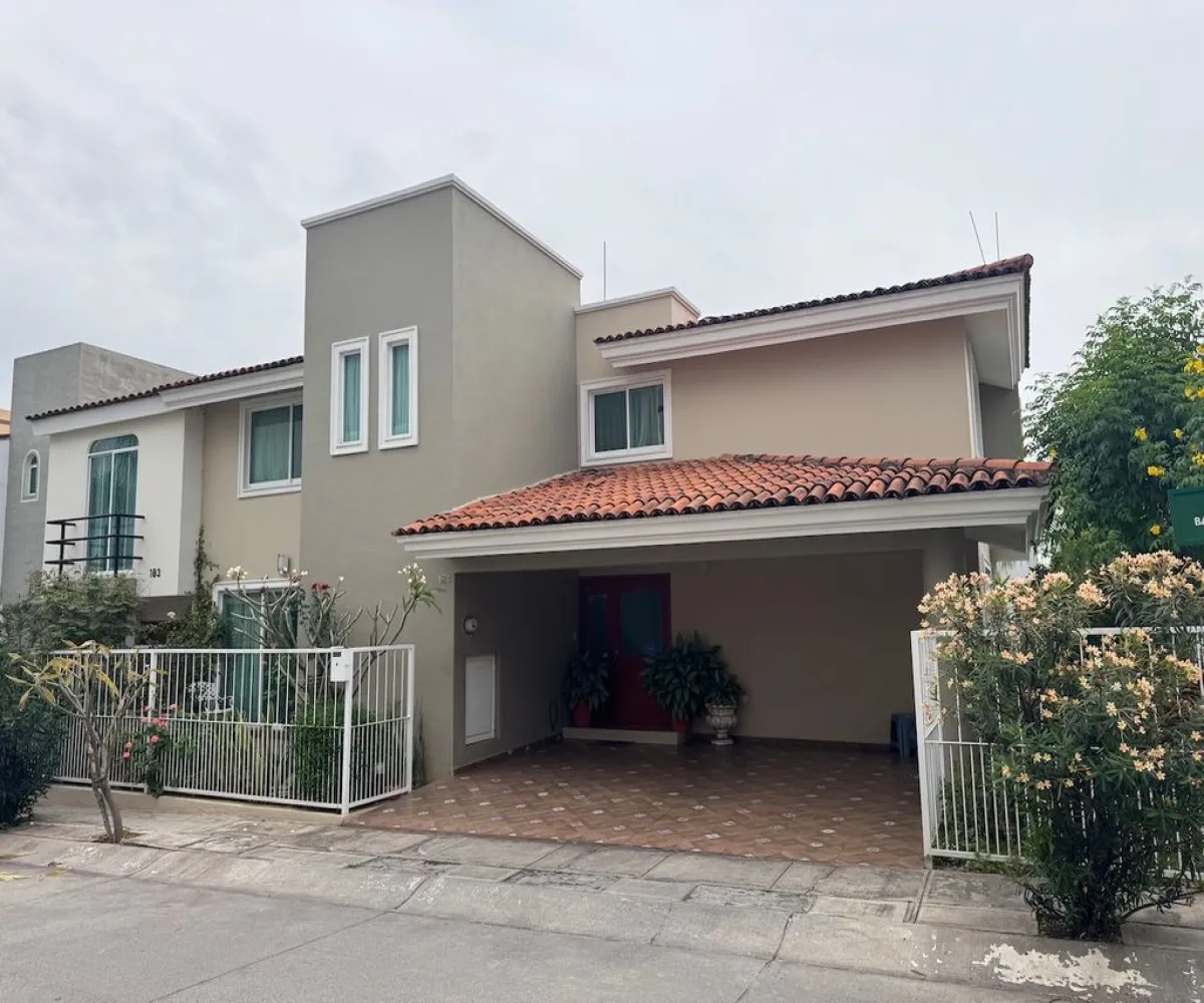 Casa En Venta,Real de Valdepeñas,Castilla de la Mancha 68 184, Zapopan, Jalisco 45134, 5 Habitaciones,4 Baños,Castilla de la Mancha,1,pTOGDWv