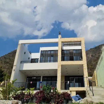 Casa En Venta,La Floresta,Revolución 120 9, Chapala, Jalisco 45920, 4 Habitaciones,4 Baños,Revolución ,3,p4p5o7z