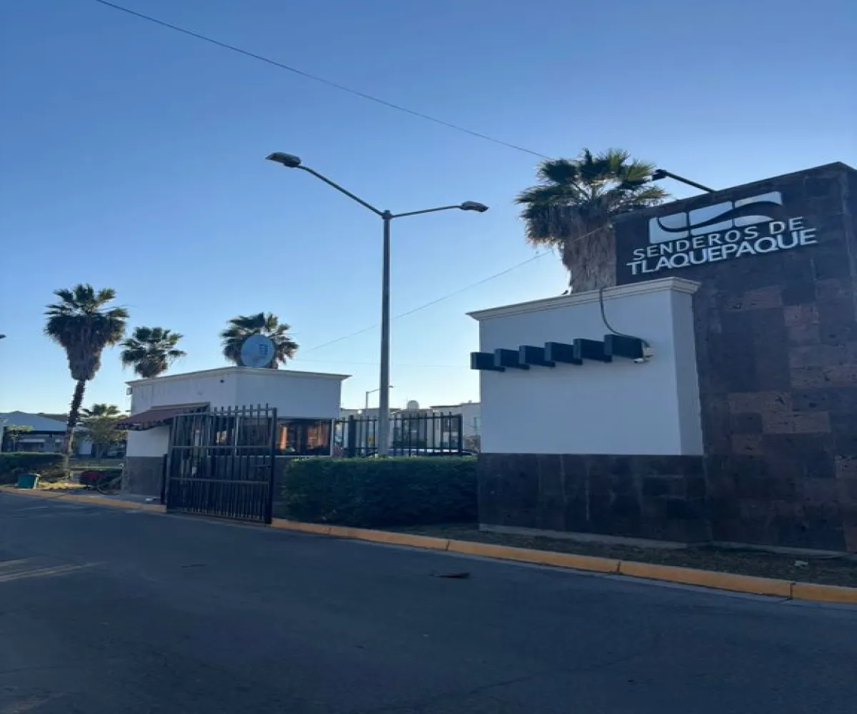 Casa En Venta,Valle de La Misericordia,Paseo de los Cedros 138, San Pedro Tlaquepaque, Jalisco 45655, 2 Habitaciones,1 Baño,Paseo de los Cedros,1,pDlzQvI