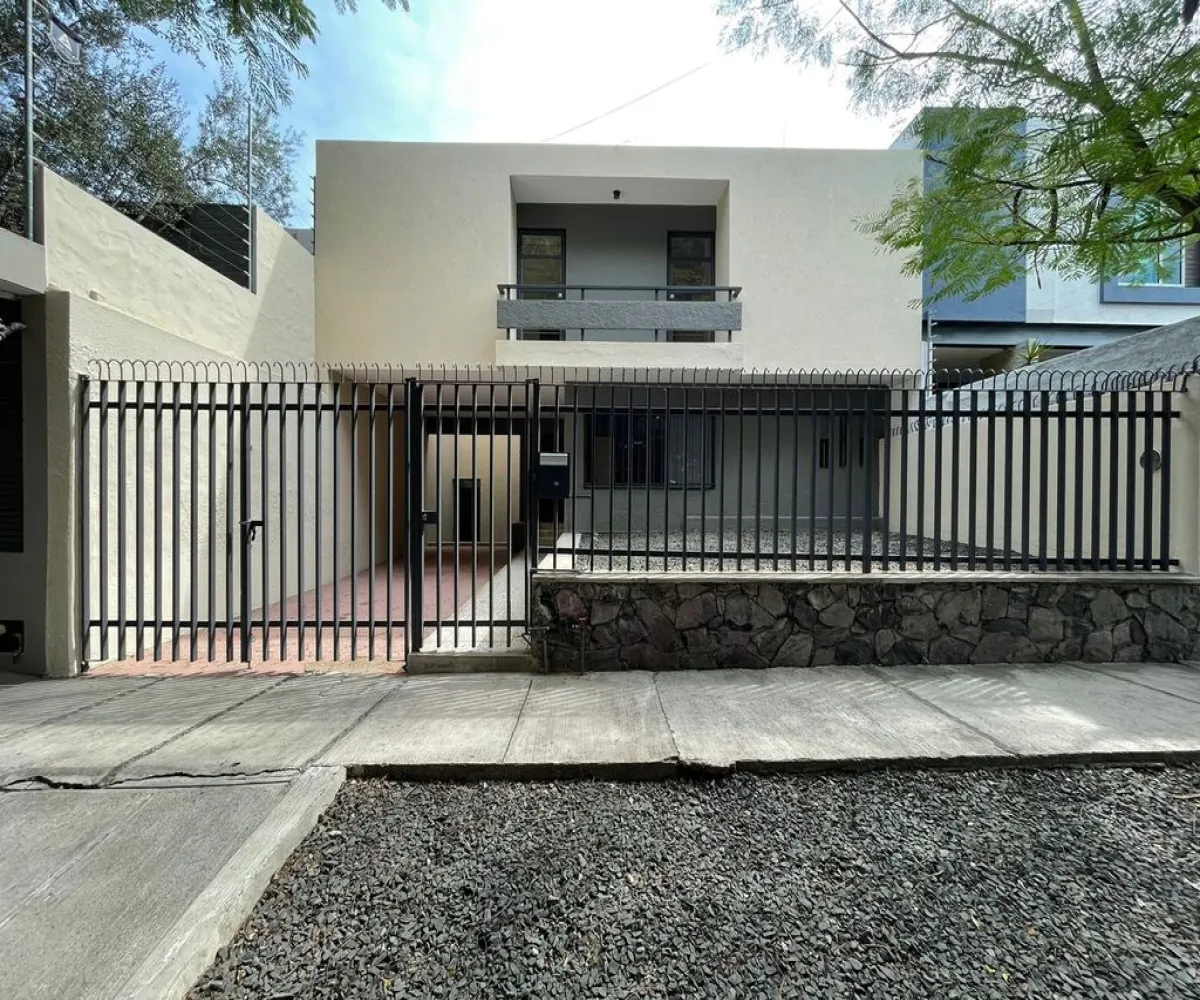 Casa En Renta,Ladron De Guevara,Calle Aurelio Luis Gallardo 646, Guadalajara, Jalisco 44600, 5 Habitaciones,3 Baños,Calle Aurelio Luis Gallardo,1,pDb20jk