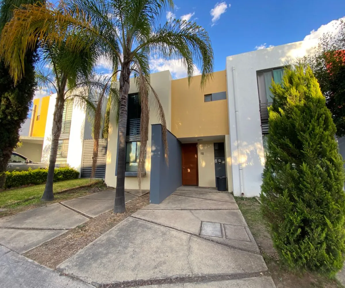 Casa En Venta,Foresta Santa Anita,Avenida Foresta 100 3, Tlajomulco de Zúñiga, Jalisco 45645, 3 Habitaciones,2 Baños,Avenida Foresta,2,pUutNFL