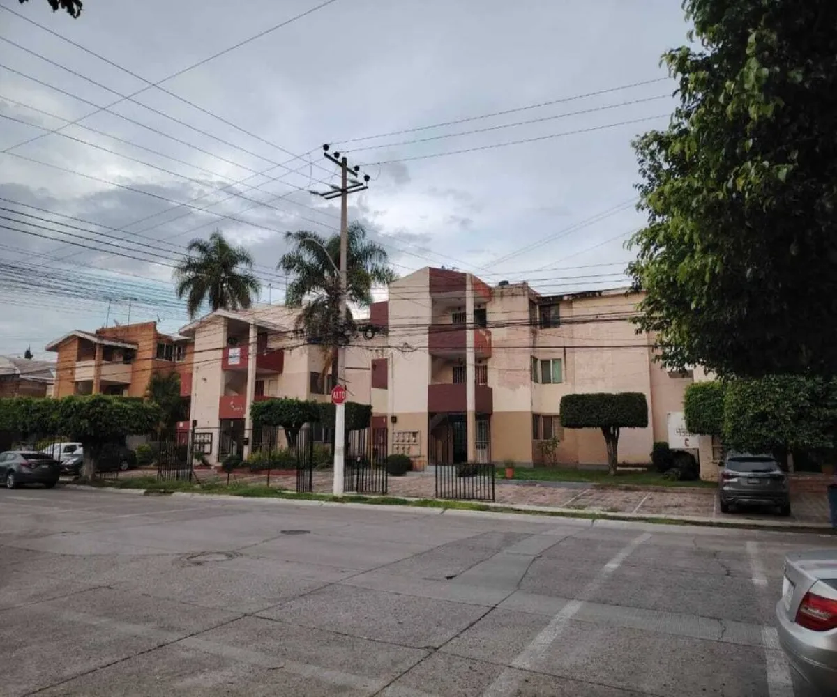 Departamento En Venta,Arboledas,Calle Charrasquis 12, Zapopan, Jalisco 45070, 2 Habitaciones,1 Baño,Calle Charrasquis,3,p0bETwZ