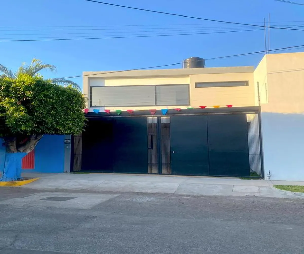 Casa En Venta,Colli Urbano,Calle Volcan Tancitaro 2198 5, Zapopan, Jalisco 45070, 3 Habitaciones,2 Baños,Calle Volcan Tancitaro,2,pjUBpKq