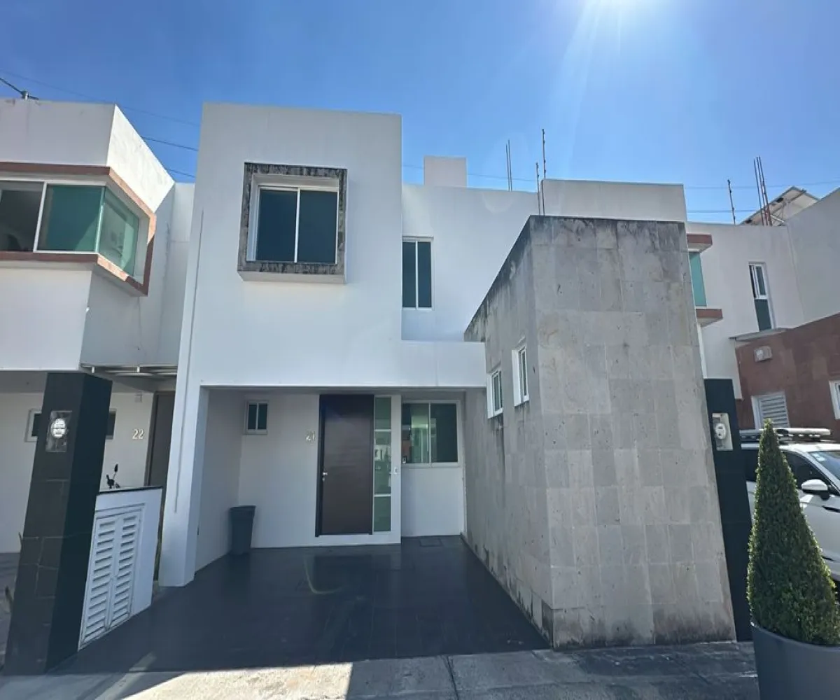 Casa En Renta,Juan Manuel Vallarta,Calle Pedro Alarcón 45, Zapopan, Jalisco 45027, 3 Habitaciones,2 Baños,Calle Pedro Alarcón,2,p9b5yP9